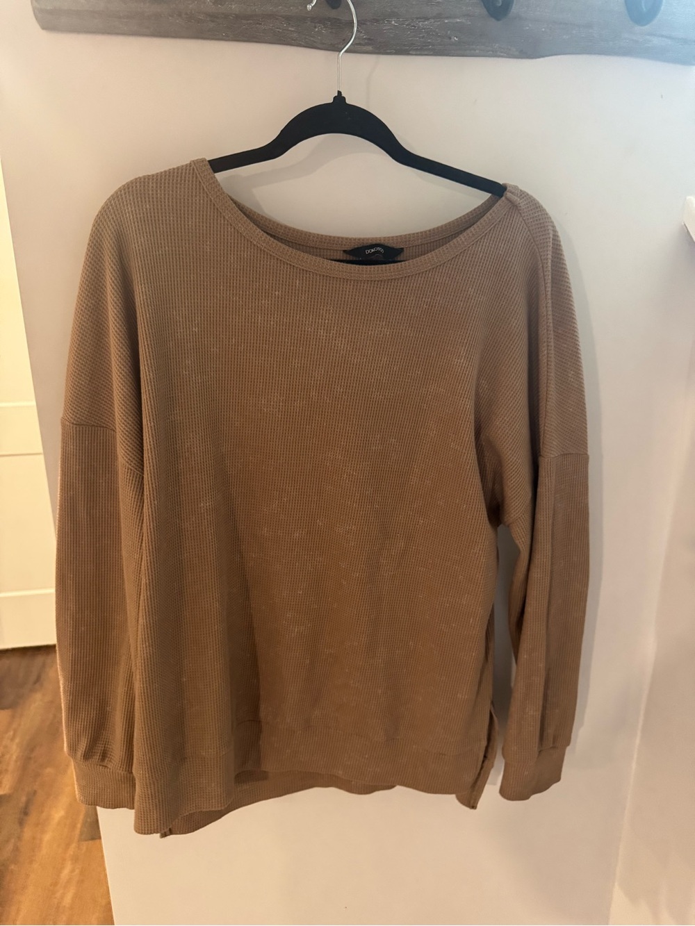 Women's Scoop Neck Waffle Knit Sweater - Tan